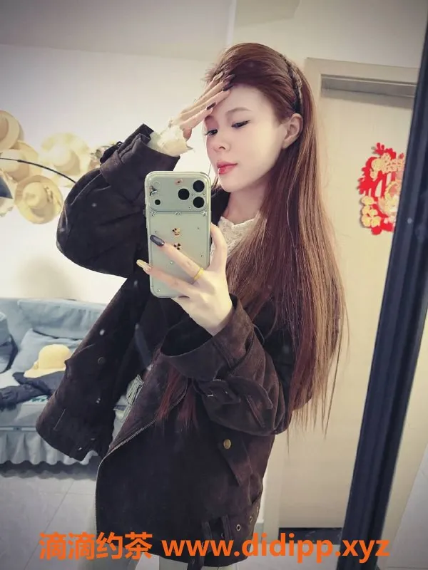 深圳楼凤资源信息,福田嫩妹咩咩，800元激情服务等你来！