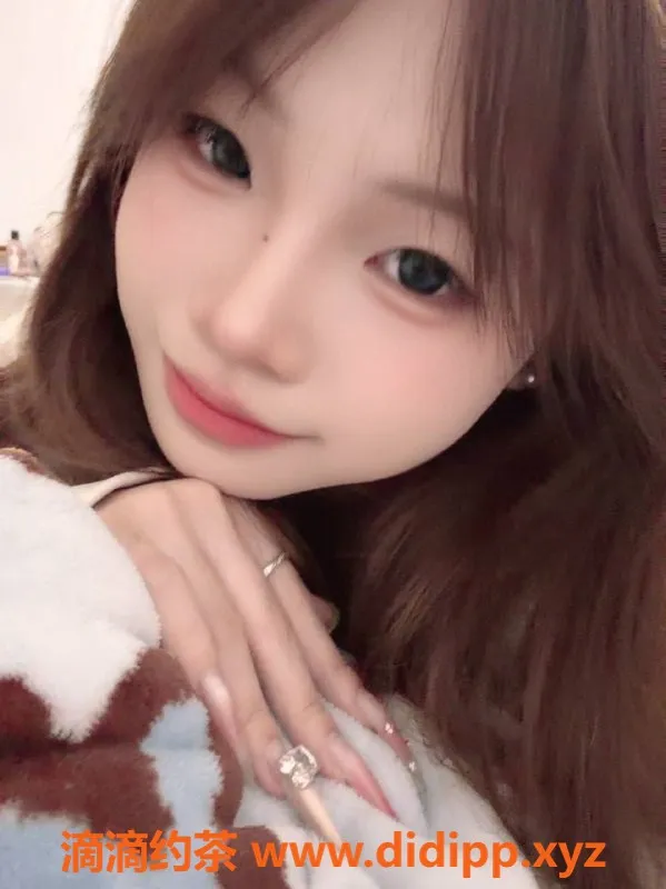 深圳楼凤资源信息,南山嫩妹泡泡，1200P起，制服潮喷服务