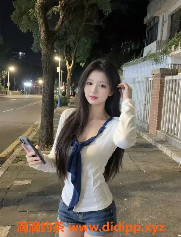 广州楼凤-天河嫩妹芸儿，水费700p，享受完美服务！