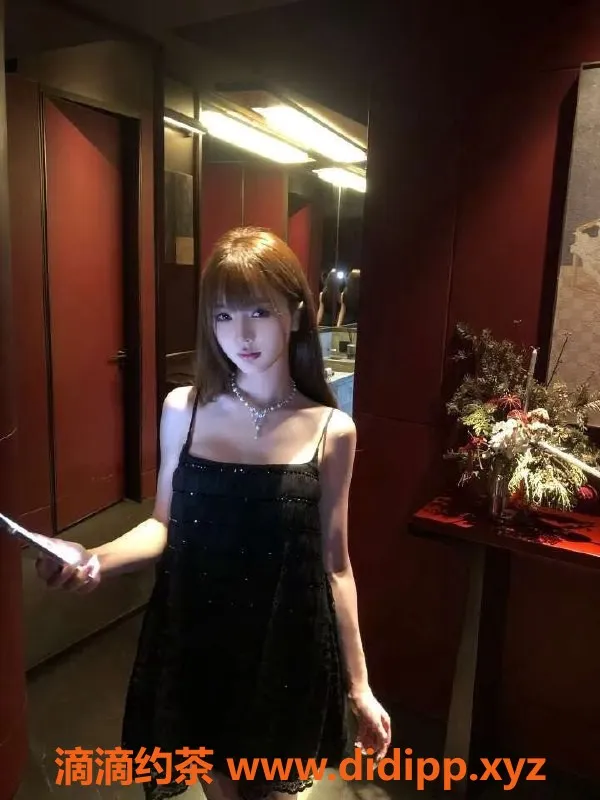 无锡楼凤-梁溪区高颜值舞蹈生，2200p精彩服务