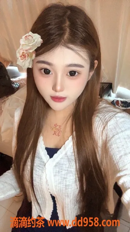 无锡楼凤-梁溪东岭06大胸少女，身高170，陪浴服务