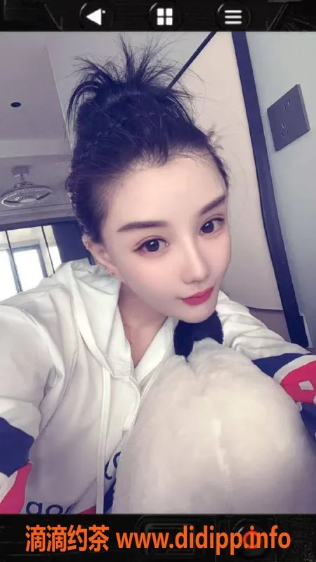 北京楼凤-亚运村娇娇，21岁C罩杯女友系，茶费1K