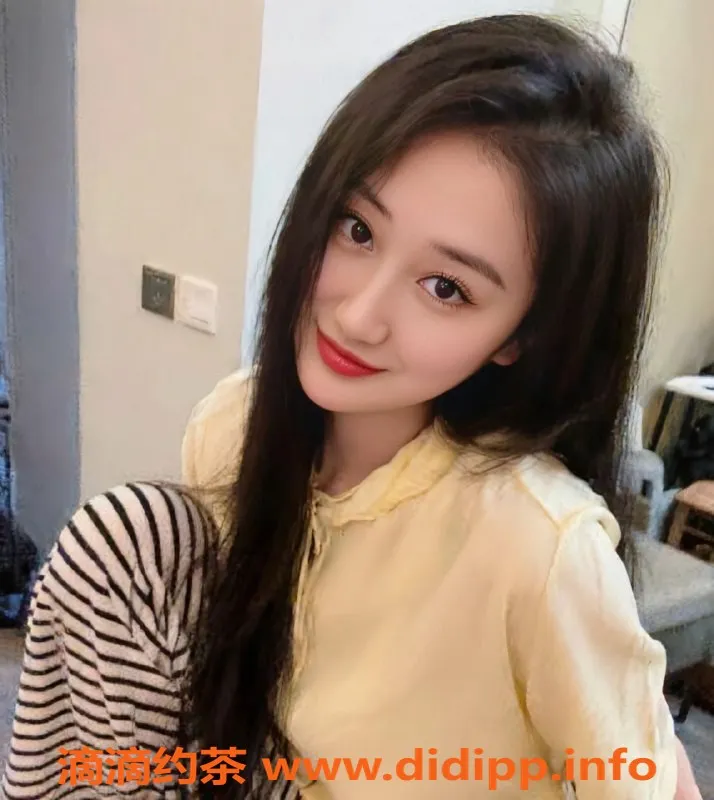 深圳楼凤-南山小雪，700元体验多姿势服务