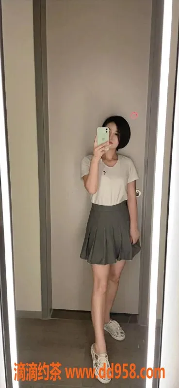 深圳抓龙筋-龙华六六妮，160cm胸C，价格489起