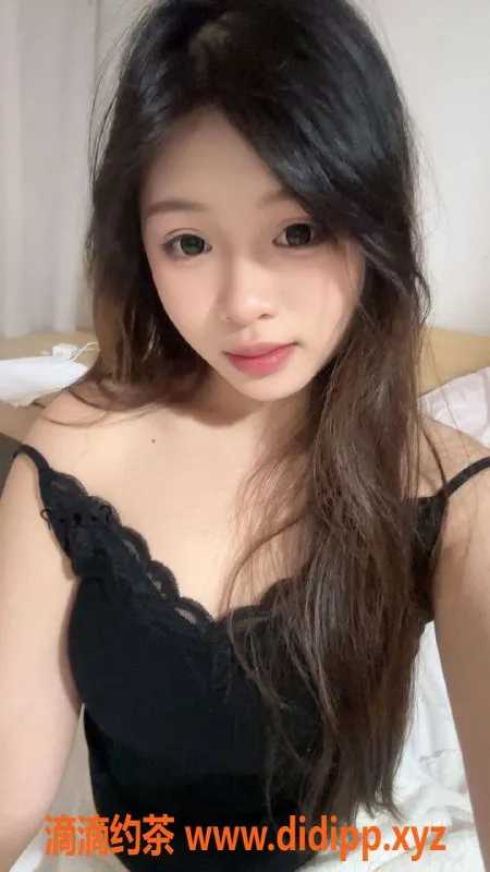 深圳楼凤-坂田嫩妹佳怡，700元享制服服务