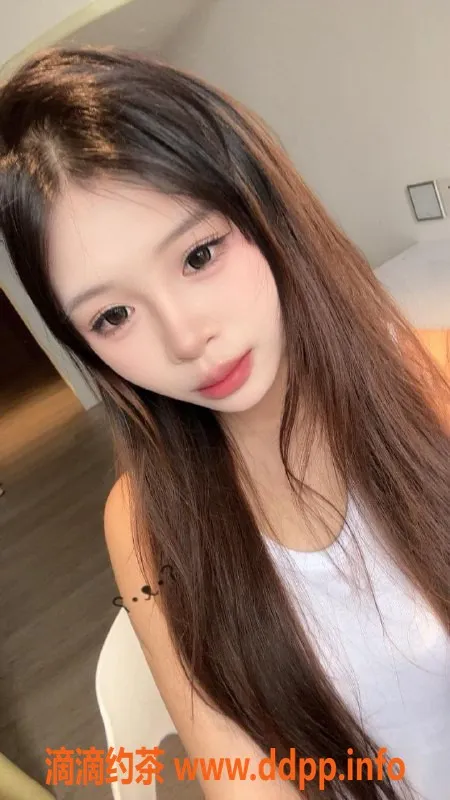 深圳楼凤-坂田嫩妹佳怡，700元享制服服务