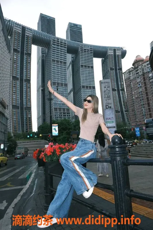 乌鲁木齐楼凤-乌鲁木齐22岁维族少妇，身高170，服务热情