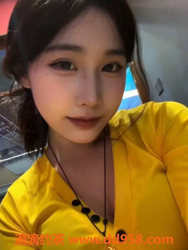 广州楼凤-番禺嫩妹语昕 水费800p超值体验