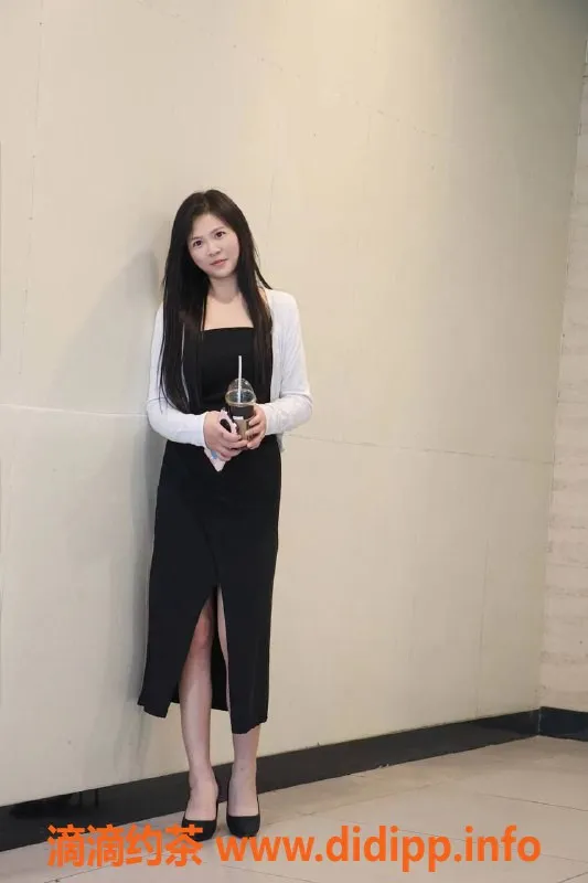 深圳楼凤-深圳龙华区小琳，160高47重，服务多样