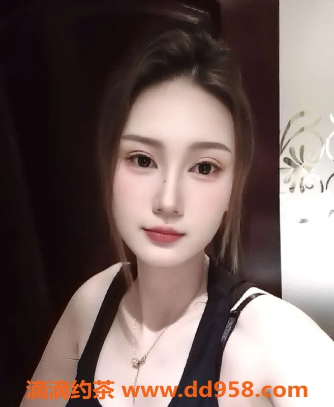 常州楼凤-武进漫漫，172cm大长腿妹子，800元起服务