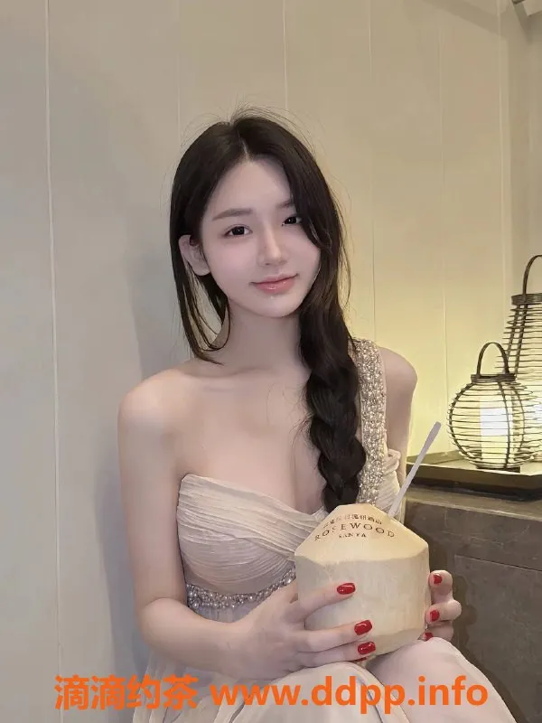 深圳楼凤-深圳南山小岛，1500元起，嫩妹制服服务