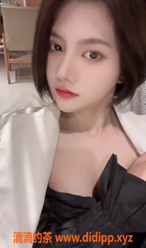 深圳楼凤-福田私约 21岁艺名小璐 身高167重45kg