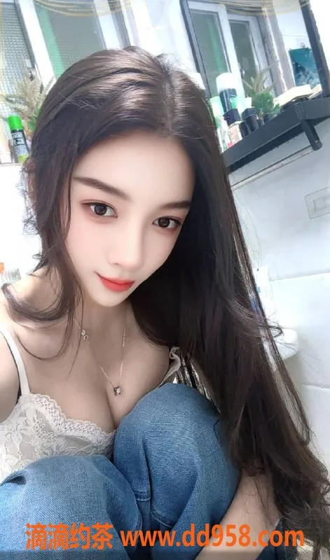 深圳楼凤-宝安小美，25岁，168，95斤，900P起