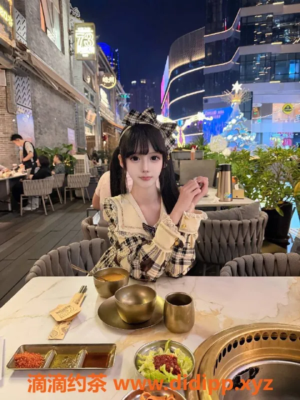 广州楼凤-天河兔牙，1200p鸳鸯浴嫩妹服务