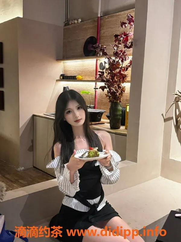 广州楼凤-天河嫩妹陈意礼，800元萌妹服务等你体验