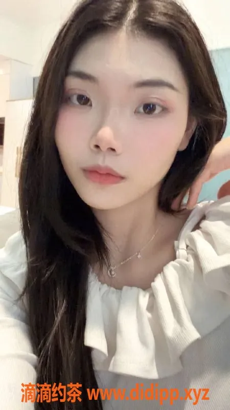 成都楼凤-武侯区嫩妹小冬，颜值高身材好，6P服务