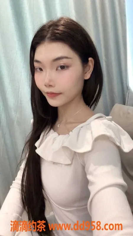 成都楼凤资源信息,武侯区嫩妹小冬，颜值高身材好，6P服务