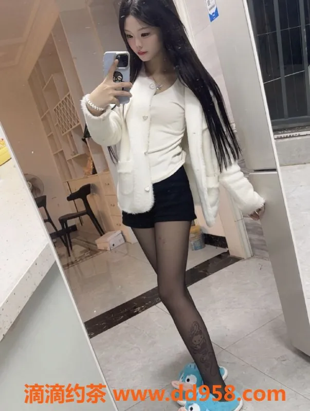 深圳楼凤-南山嫩妹莉莉，800元畅享制服诱惑