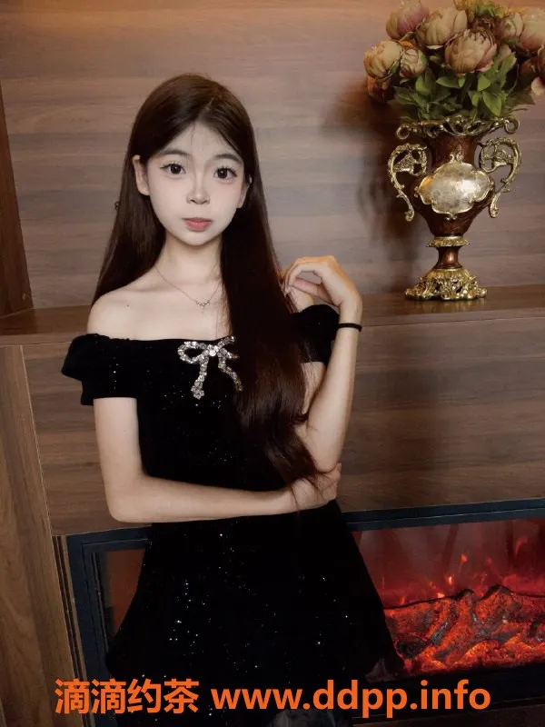 广州楼凤-金沙洲嫩妹冷冷，800p超值服务