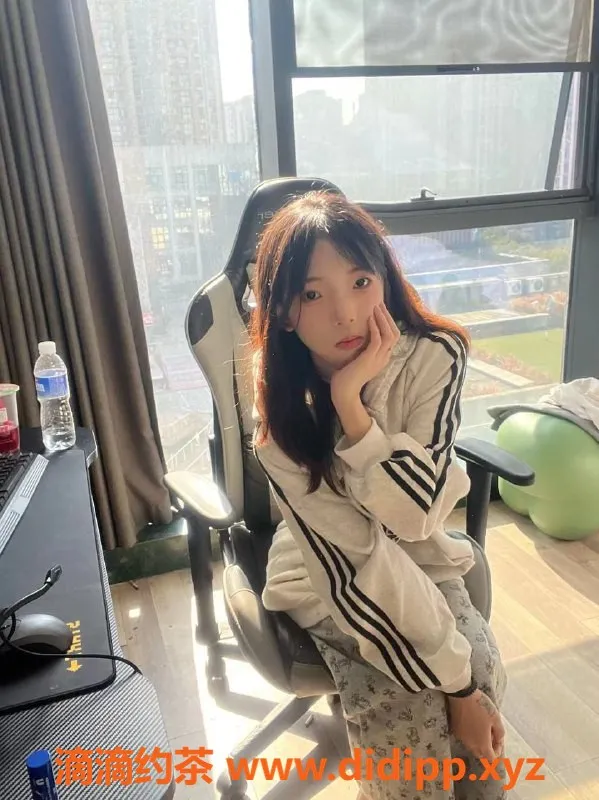 台州楼凤-台州市🌹昕昕，19岁，166cm，48kg，600P起