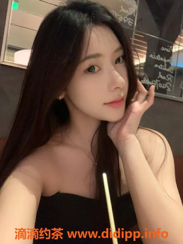 深圳楼凤资源信息,福田区嫩姐小小茹，调情制服服务任你选