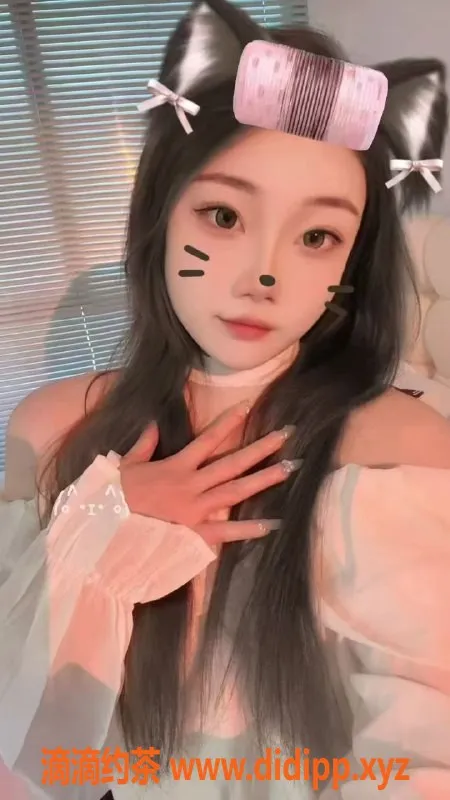 中山楼凤-西区双人快餐300元，洗吹做400元服务