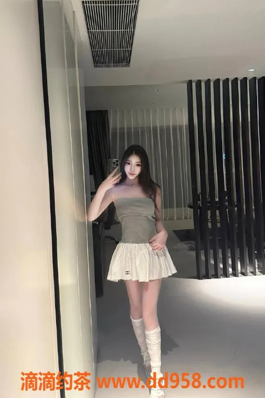 广州楼凤-天河嫩妹伊伊，800p热情服务等你体验