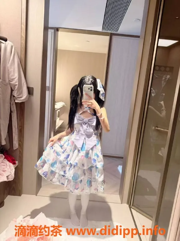 广州楼凤-天河萝莉珊珊，9P鸳鸯浴体验等你来