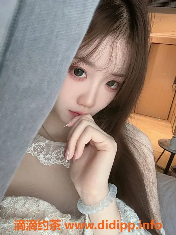 深圳楼凤资源信息,福田萱萱，173cm高挑B罩杯，1200元起