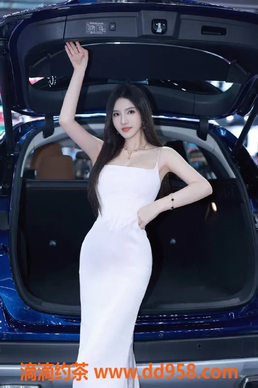 深圳楼凤资源信息,福田小鹿，176cm胸D，服务优质，2300起