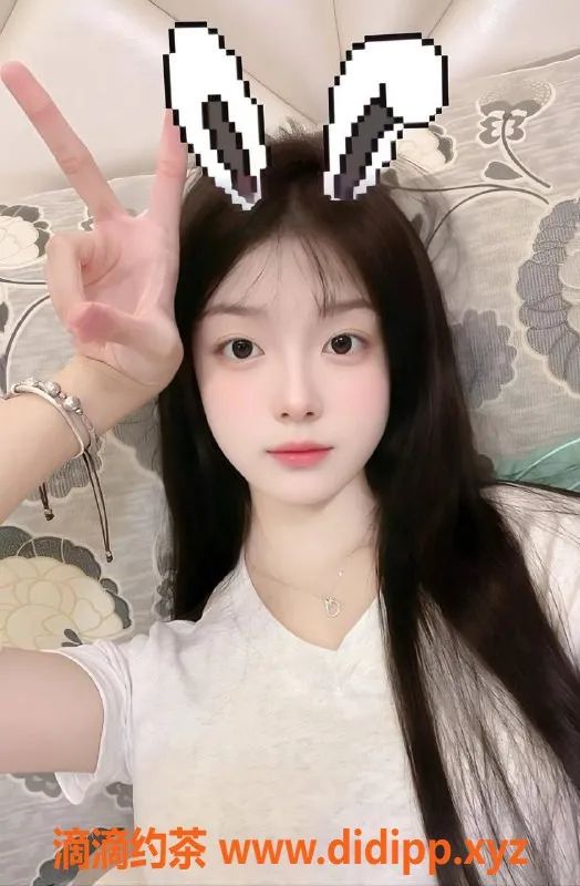 深圳楼凤-福田嫩妹芽芽，700元体验精彩服务