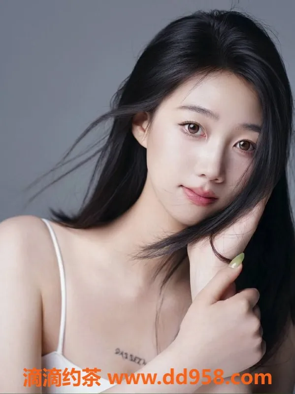 常州楼凤-常州糖糖，24岁，161身高，93身材，价格8起