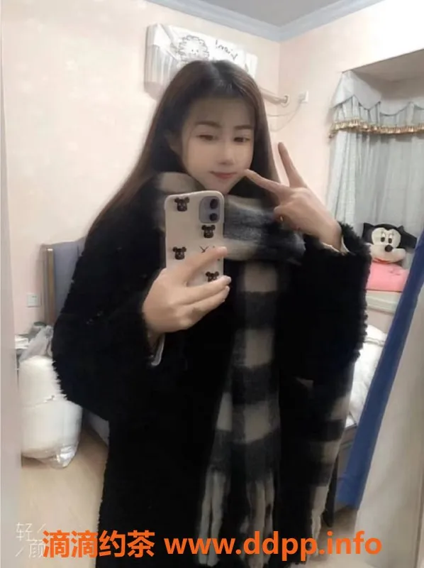 赣州楼凤-赣州主播小草 166cm B罩杯 陪浴调情服务