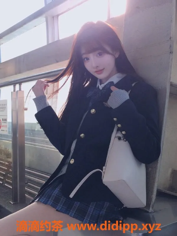 重庆楼凤资源信息,江北区百媚，165高、96重的20岁美丽佳人