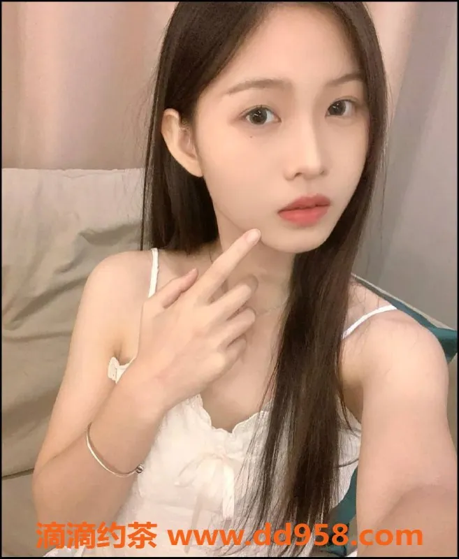 深圳楼凤-龙华小乖，23岁，身高164，茶水费优惠