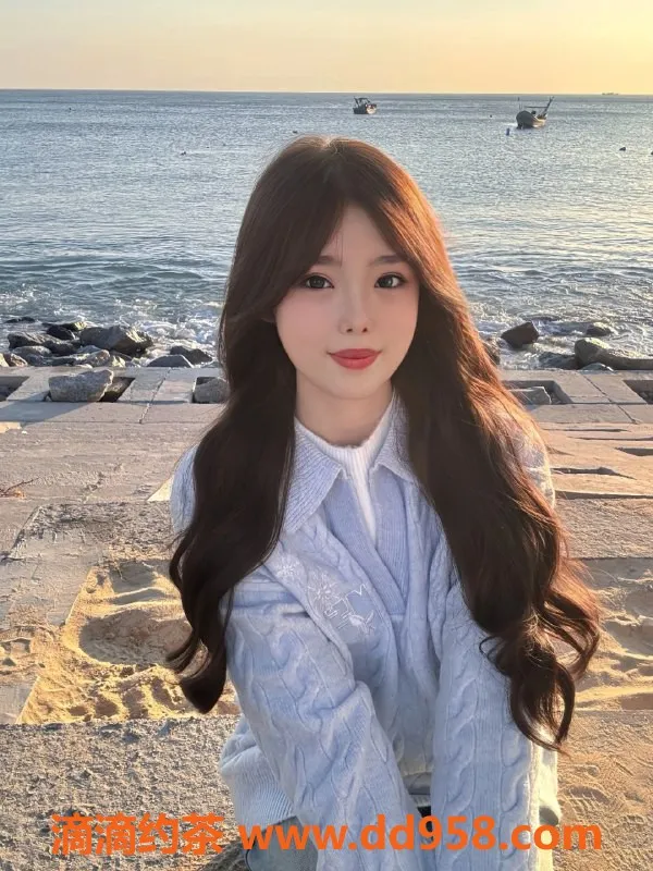 无锡楼凤-江阴恒大05顶级嫩模173大长腿深喉陪浴