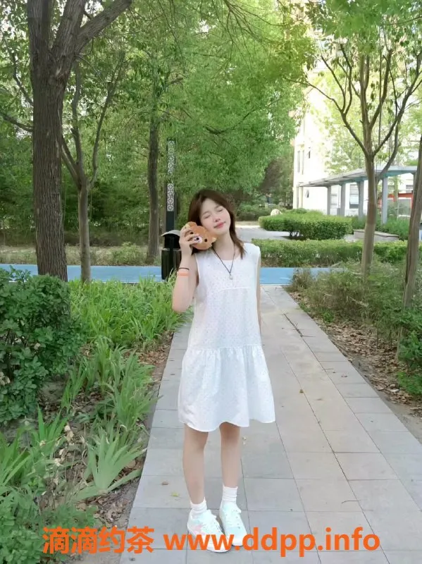 无锡上门服务-新吴区灵儿，44kg高颜值邻家少女陪浴服务