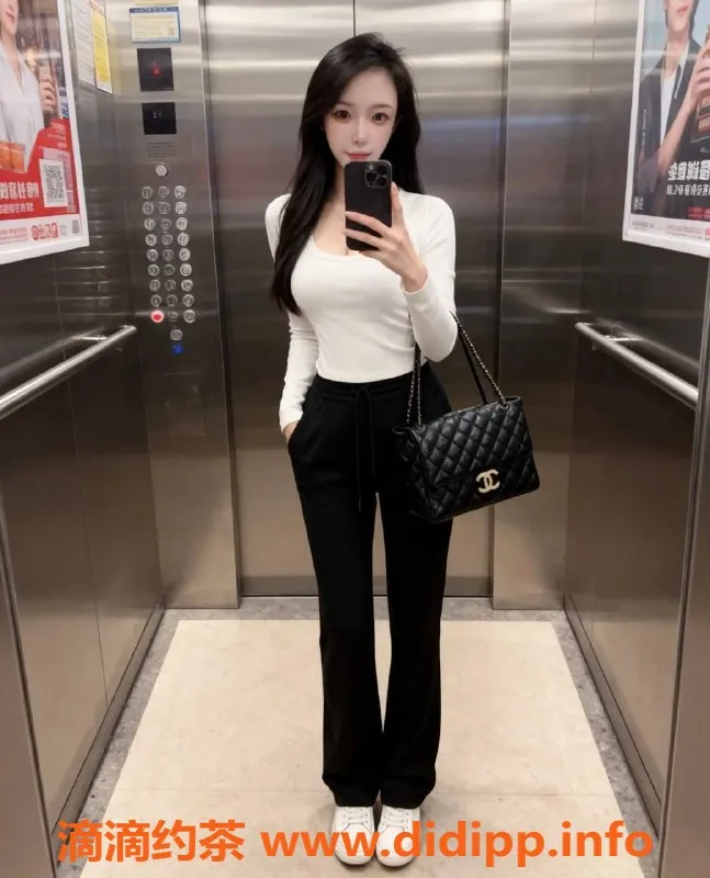 深圳楼凤-福田御姐丹丹，900元激情服务等你来体验！