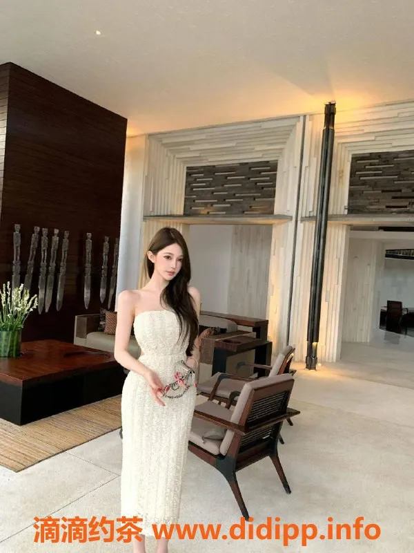 深圳楼凤-福田区晶晶贝儿嫩姐，2600起舌吻制服服务