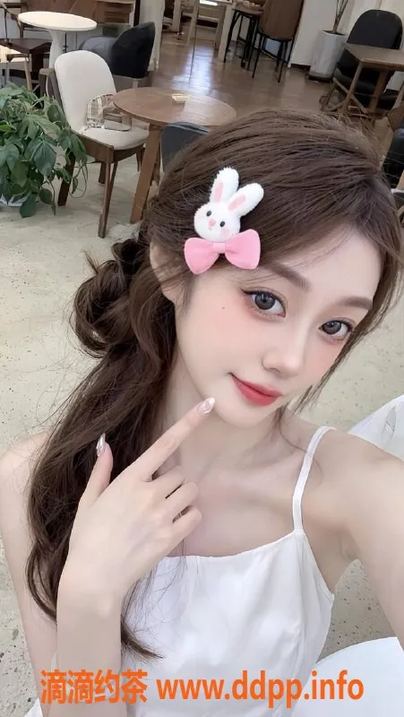 台州楼凤-台州小龄，170cm 22岁，600元靠谱品茶