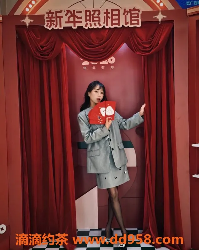 赣州楼凤-株洲天元区渫渫，性感初体验，6张全套服务