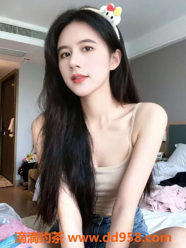 中山楼凤-江门江海4位美女，300快餐、400洗吹做体验