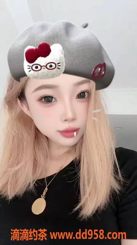 深圳楼凤-龙岗 诺诺，168cm B罩杯，700元起服务