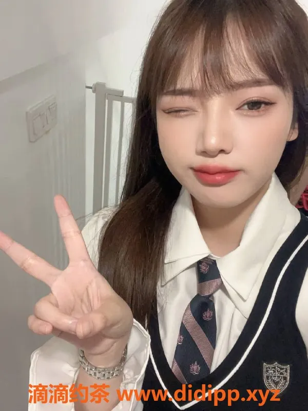 深圳楼凤-小狮子 深圳南山 162cm 48kg 34B 价格1300元起