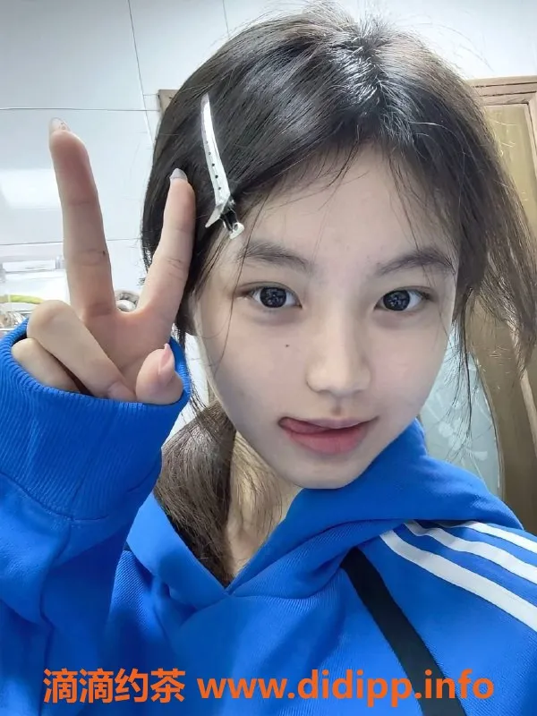 杭州楼凤-杭州19岁清纯妹子，约1500起，真实可人