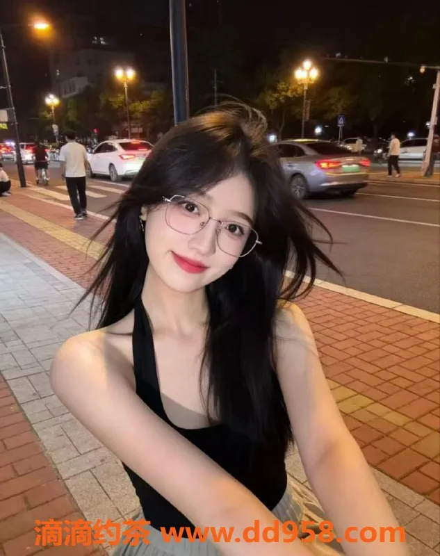 广州楼凤-天河安娜，23岁气质美女，166cm 42斤！