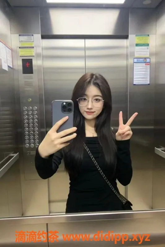 广州楼凤-天河安娜，23岁气质美女，166cm 42斤！