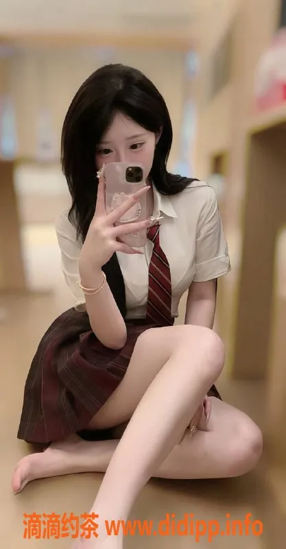 深圳楼凤-福田小卷卷，性感身姿，超值服务等你体验！