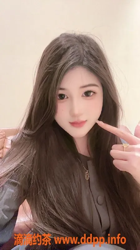 中山楼凤-西区21岁雨彤，C杯身材，课时600起