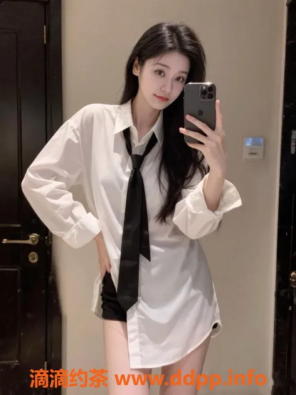 深圳楼凤-南山依依，600元享鸳鸯浴与69服务